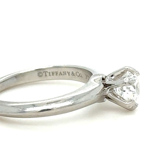 Tiffany & Co Engagement Ring 0.94ct - Picture 3 of 14